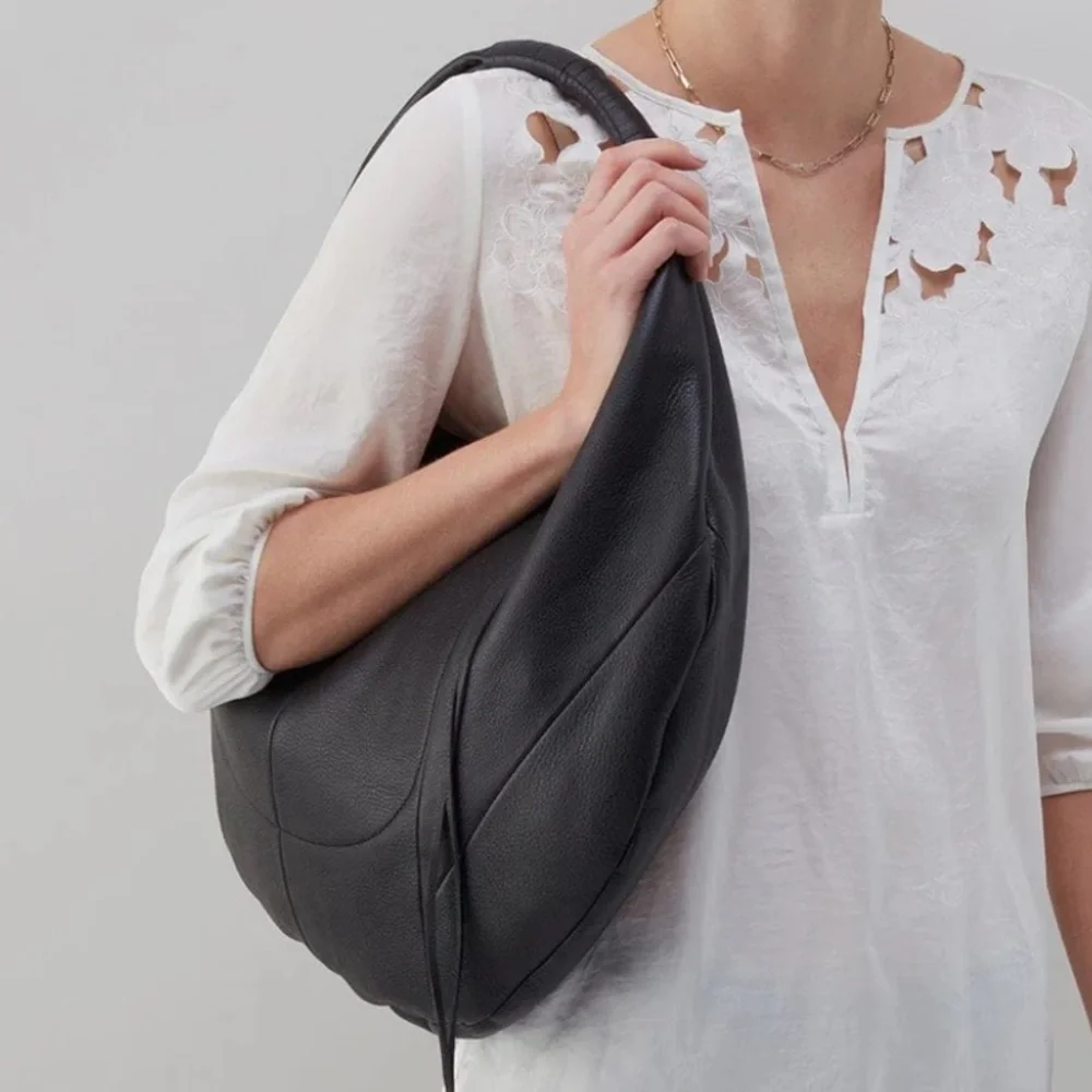 HOBO Eclipse Medium Classic Black 100% Leather‎ Hobo Bag NWT